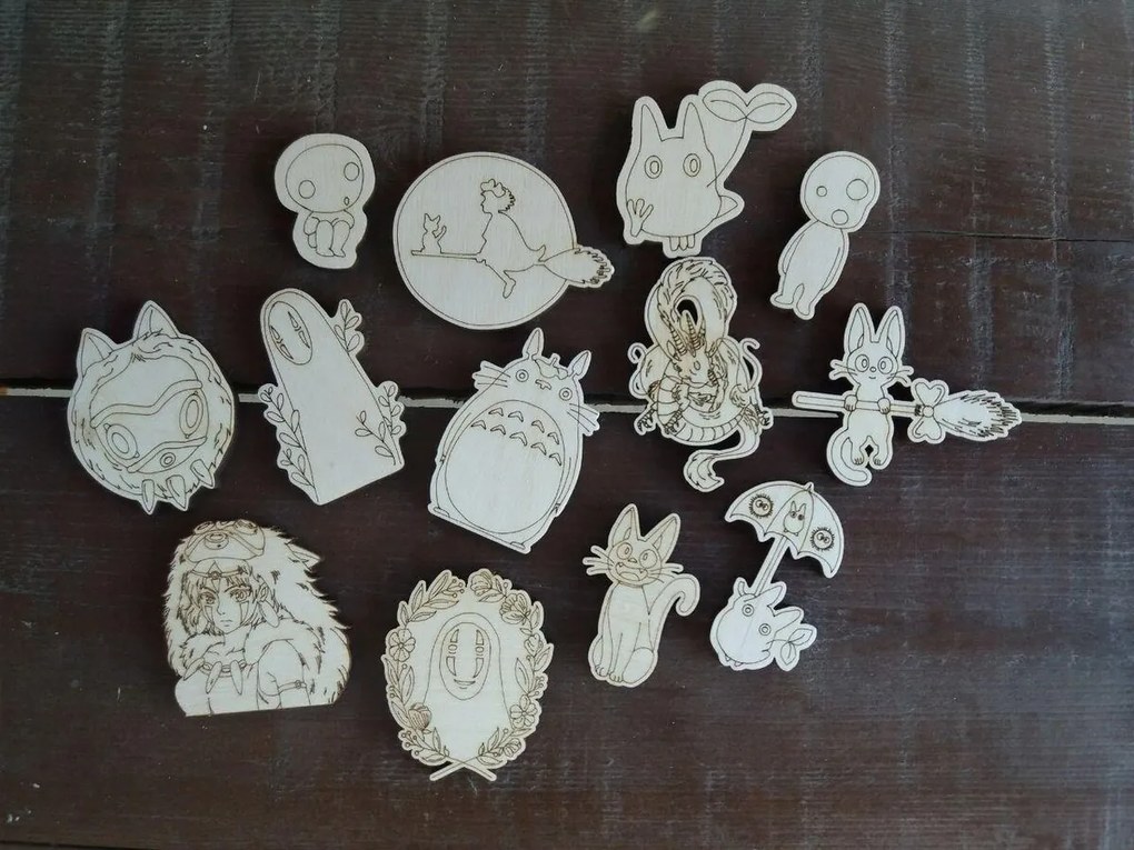 Intra απο ξύλο plywood 3mm-4mm πάχος - Χαραγμένα εικονίδια κινουμένων σχεδίων Miyazaki Μαγνήτες Δίασταση 30x30 cm Intraeaxys-r1z2pjl1