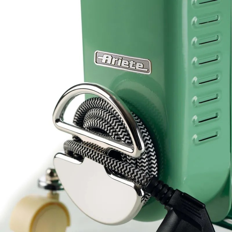 Καλοριφέρ λαδιού Ariete VINTAGE 0837/14, 1500W, 7 πτερύγια, 15 m2, 3 επίπεδα, περιστρεφόμενες ρόδες 360 μοιρών, Λαβή, Πράσινο