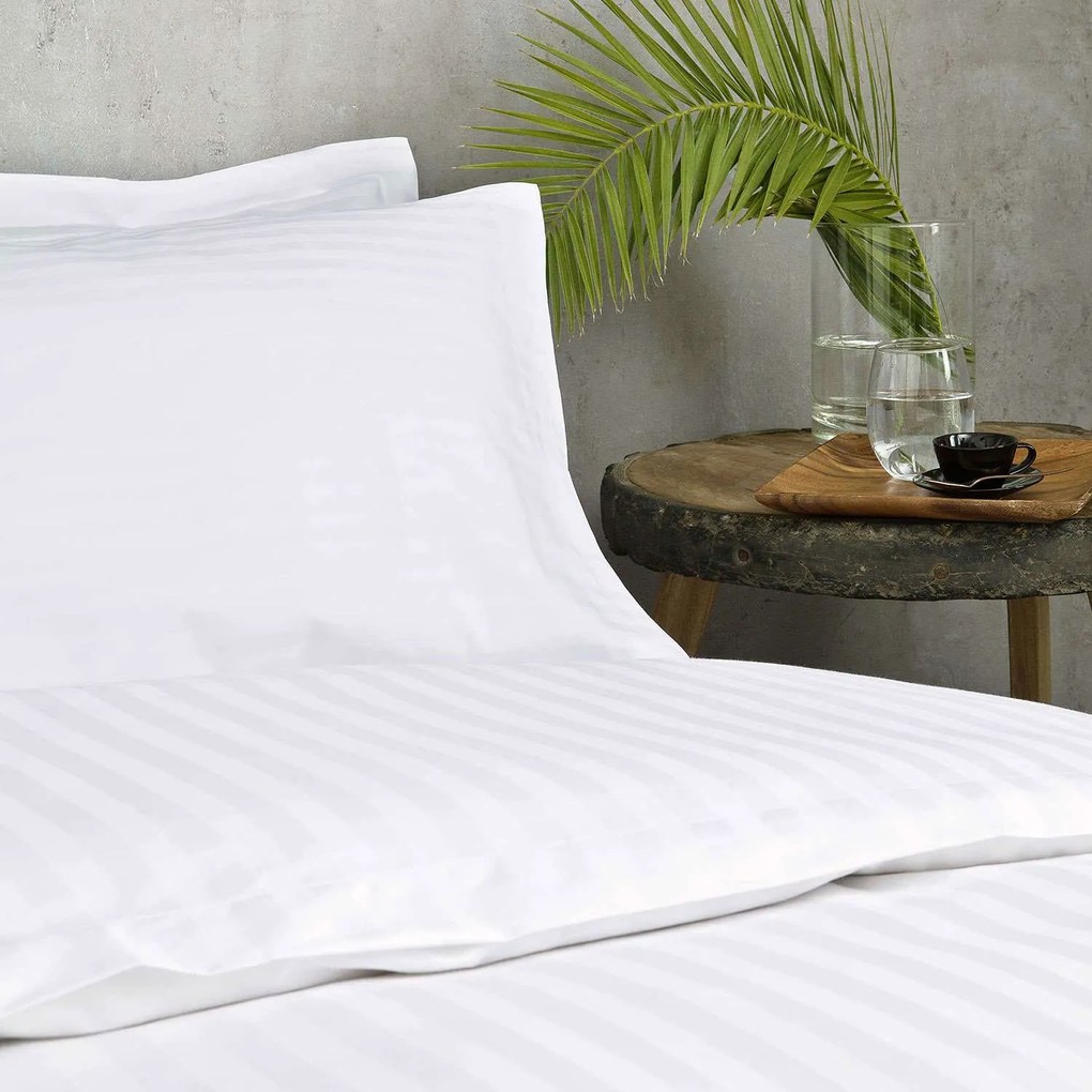Σεντόνι Ξενοδοχείου White 240 Κλωστές Σατέν ρίγα 1cm 100% Βαμβάκι Πενιέ Μονό 160x280cm 100% Cotton Foam