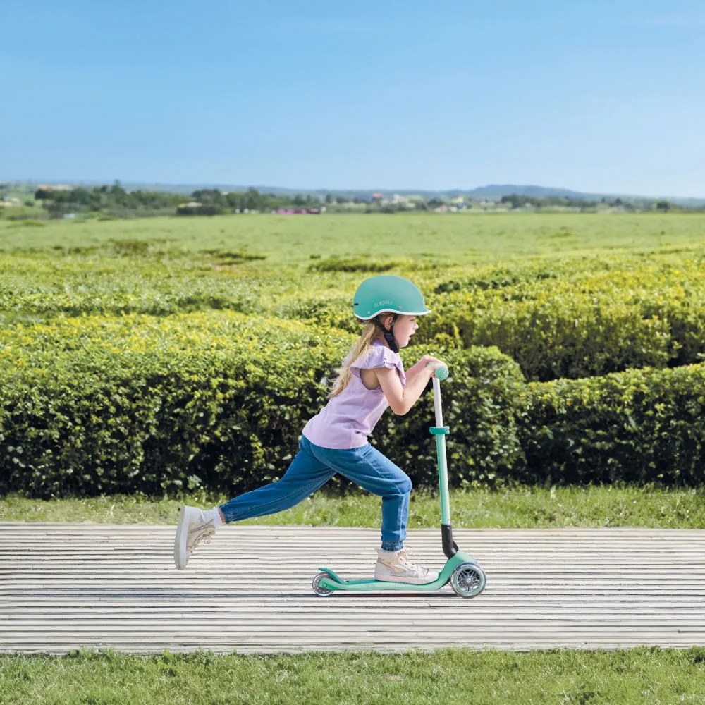 Globber Scooter Primo Foldable Lights Mint