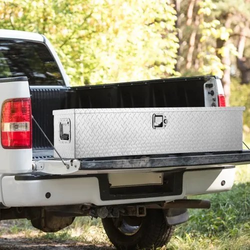 VEVOR Heavy Duty Aluminum Truck Bed Tool Box, Diamond Plate Tool Box with Side Handle and Lock Keys, Storage Tool Box Chest Box Organizer for Pickup, Truck Bed, RV, Trailer, 48&quot;x15&quot;x15&quot;, Silver