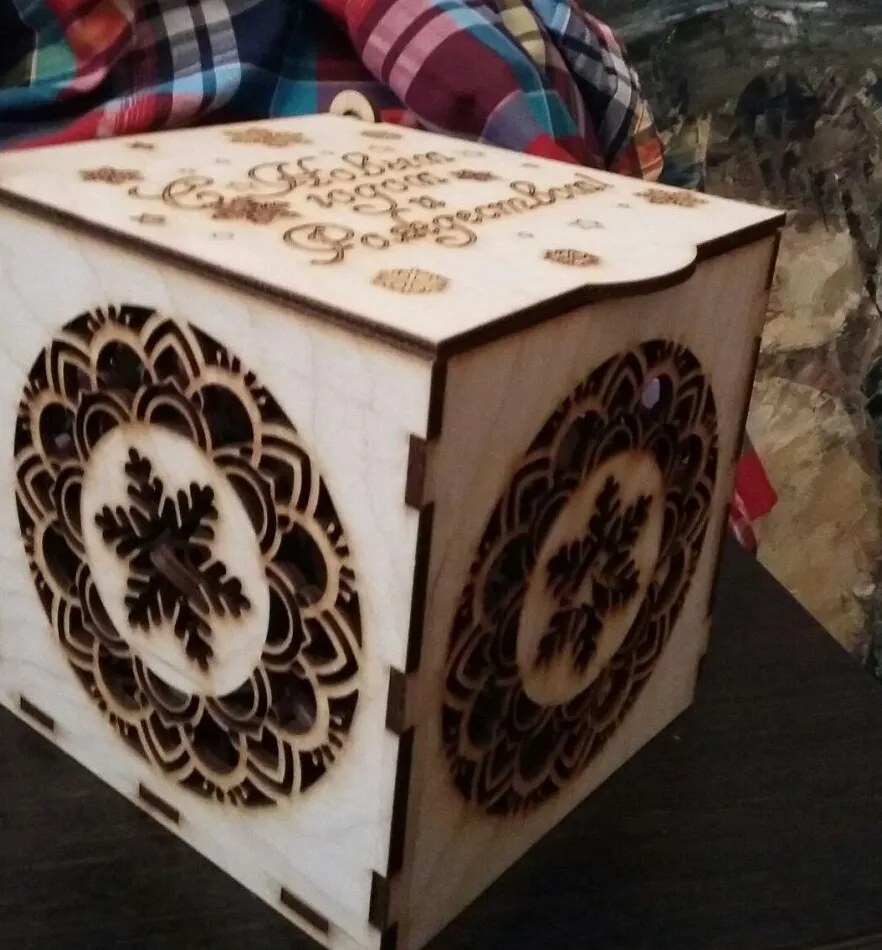 Intra απο ξύλο plywood 3mm-4mm πάχος – Εξατομικευμένη Βαθιά Κουτί δώρου με λίμα με αρθρωτό καπάκι 12x15 cm INTRAVECTRY-MY556801