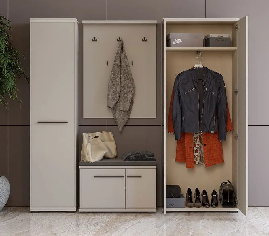 Γκαρνταρόμπα Phantom