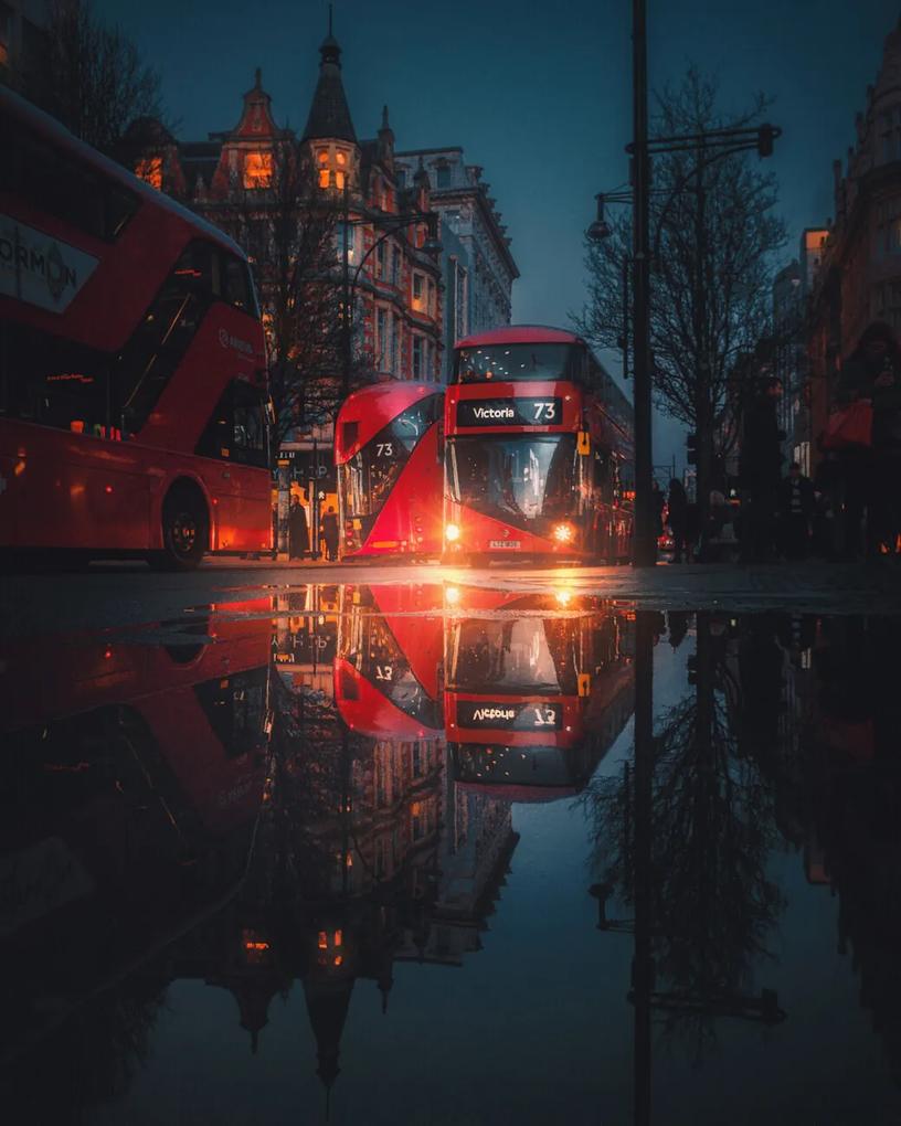 Φωτογραφία Τέχνης London night reflections, David George, (30 x 40 cm)