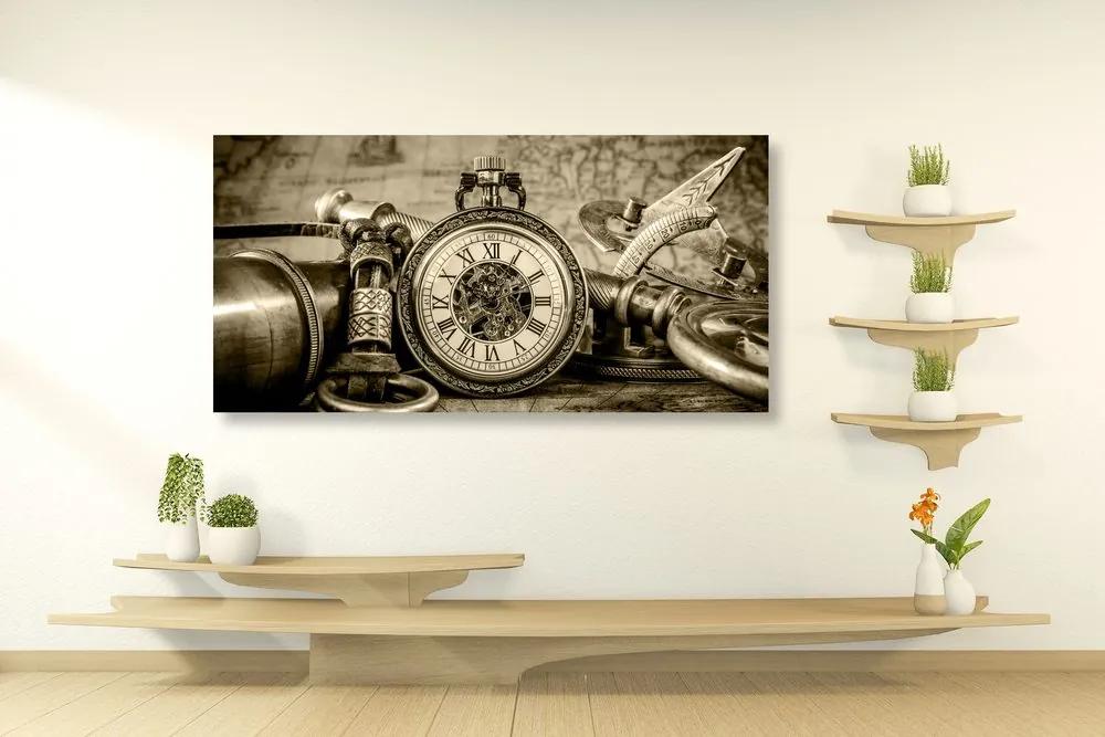 Ρολόι με εικόνα από το παρελθόν σε σχέδιο σέπια