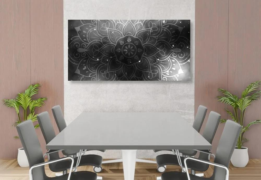 Εικόνα Mandala με γαλαξιακό φόντο σε ασπρόμαυρο