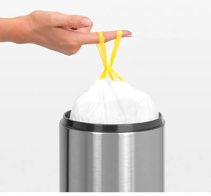 Κάδος Brabantia Touch Bin 647210, 3 L, Ομαλό και αθόρυβο άνοιγμα, Επιτοίχια τοποθέτηση, Λαμπερό ανοξείδωτο ατσάλι