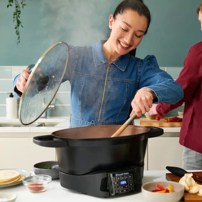 Russell Hobbs Good-to-Go Multicooker 28270-56, 750W, 6.5L, 8 προγράμματα, Χρονοδιακόπτης, Κρύες λαβές, 59% πιο ενεργειακά αποδοτικό, Εύκολο καθάρισμα, Μαύρο