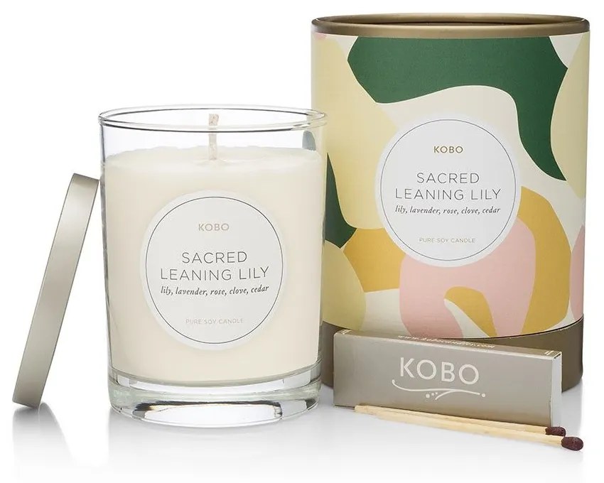 Αρωματικό Κερί Camo Sacred Leaning Lily 369gr Kobo Soy Wax