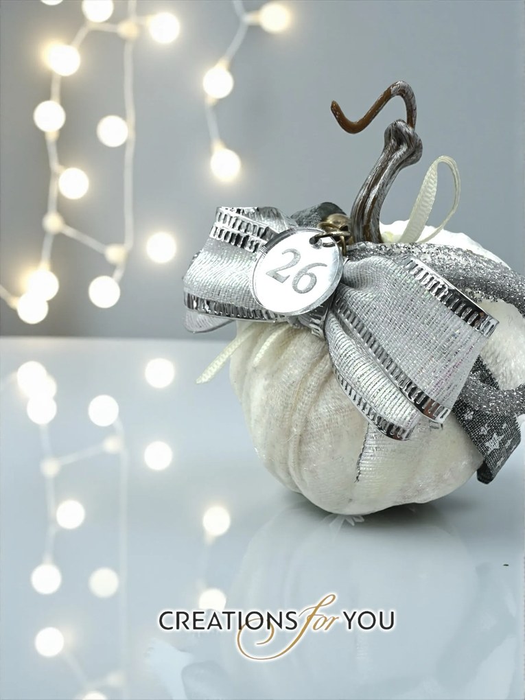 Κολοκύθα Λευκή βελούδινη μεσαία - Χρυσό