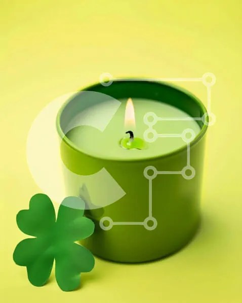 Intra Συλλεκτικό Ξύλινο Παζλ Plywood 4mm - Πράσινο κερί με φύλλα τριφυλλιού σε πορτοκαλί φόντο Σε Ξύλινο Κουτί - Διαστάσεις: 10x10 cm – 25 κομμάτια