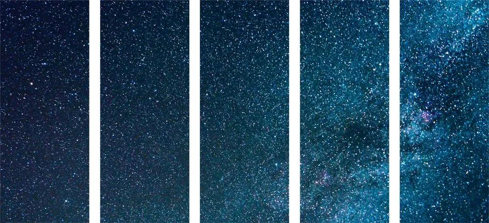 Εικόνα 5 τμημάτων πανέμορφος Γαλαξίας ανάμεσα στα αστέρια