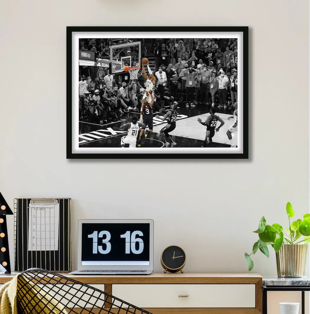 Πόστερ &amp; Κάδρο Giannis Antetokounmpo SNK217 40x50cm Μαύρο Ξύλινο Κάδρο (με πόστερ)