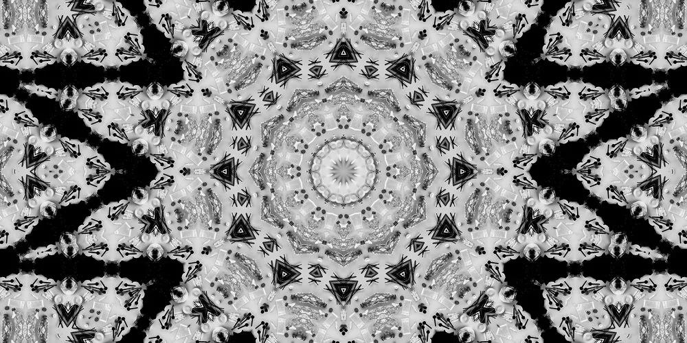 Εικόνα ενδιαφέρουσα Mandala σε μαύρο & άσπρο
