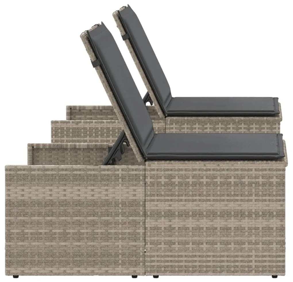 vidaXL Ξαπλώστρες 2 τεμ. με Τραπέζι Ανοιχτό Γκρι από Συνθετικό Ρατάν