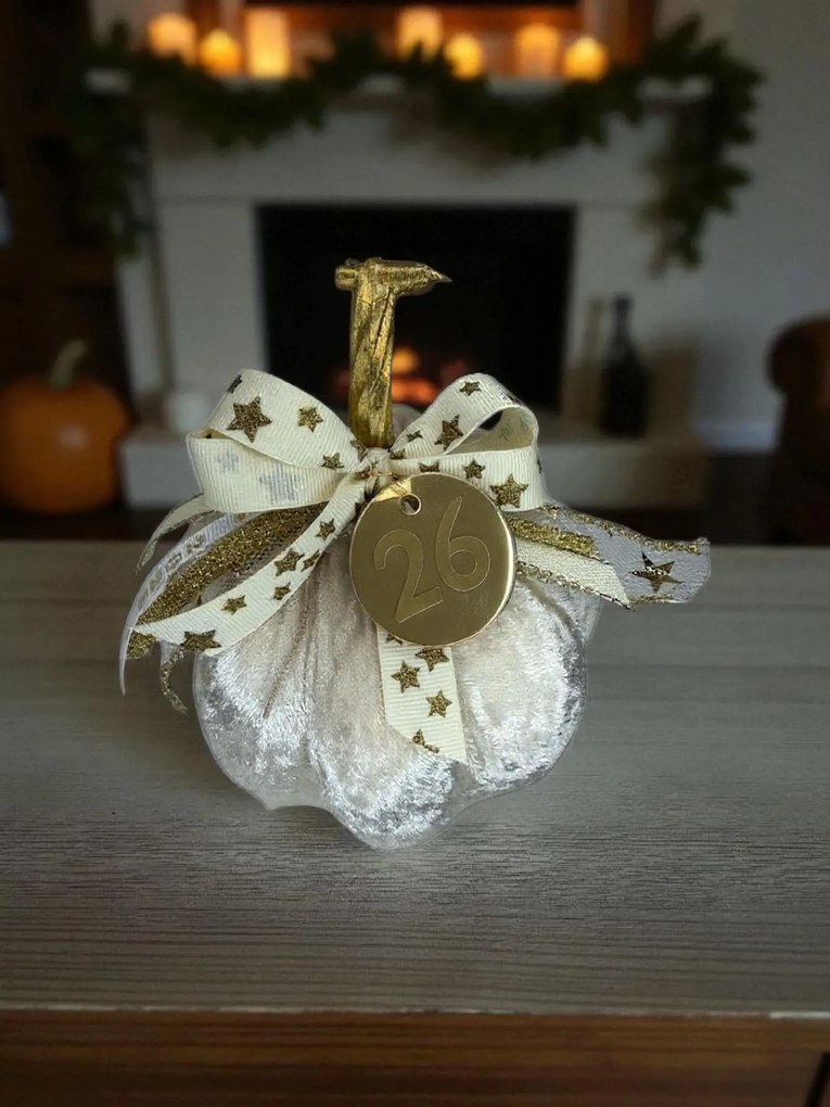 Κολοκύθα Εκρού βελούδινη μεγάλη - Ασημί