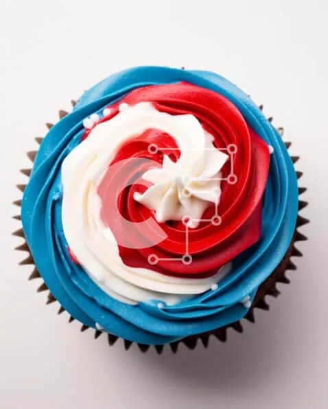Intra Συλλεκτικό Ξύλινο Παζλ Plywood  4mm - Πατριωτικό Cupcake με Κόκκινο, Λευκό και Μπλε γλάσο Σε Ξύλινο Κουτί - Διαστάσεις: 10x10 cm – 25 κομμάτια