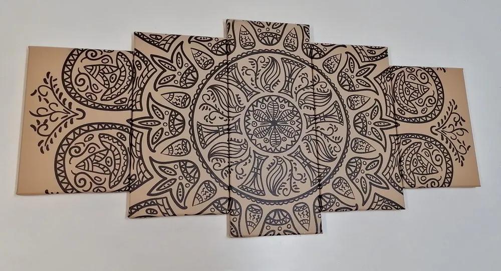 Εικόνα 5 τμημάτων Mandala με αφηρημένο φυσικό σχέδιο