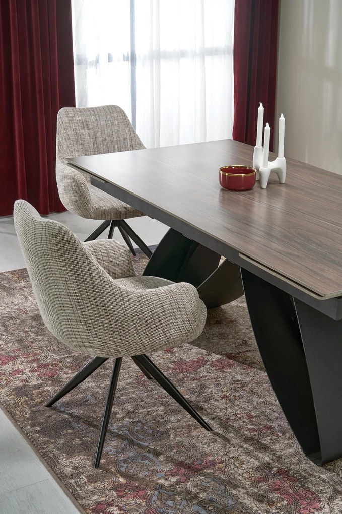 Επεκτεινόμενο τραπέζι Hila-Karudi