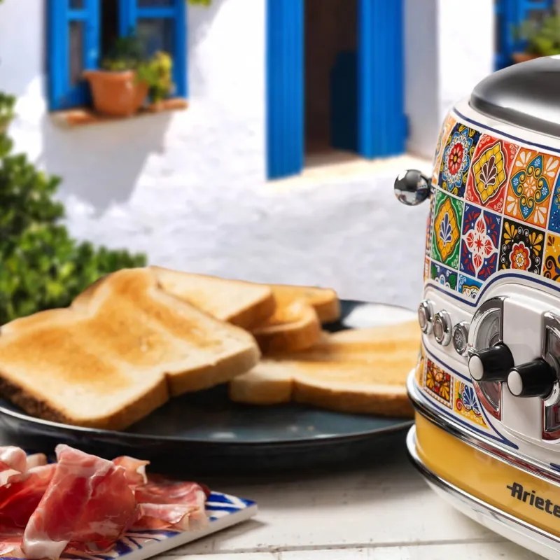 Τοστιέρα ψωμιού Ariete Positano 0156/0P, 1600W, 4 φέτες, 3 λειτουργίες, 6 στάδια, Κινητός δίσκος για ψίχουλα, Λευκό/κίτρινο