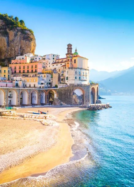 Φωτογραφία Morning view of Amalfi cityscape, Italy, Aleh Varanishcha