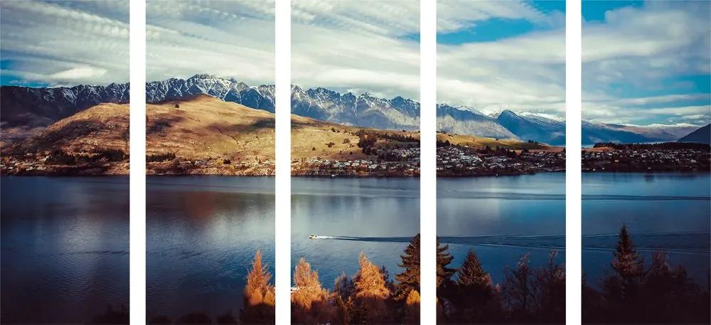 Εικόνα 5 μερών του ήλιου που δύει πάνω από τη λίμνη - 100x50