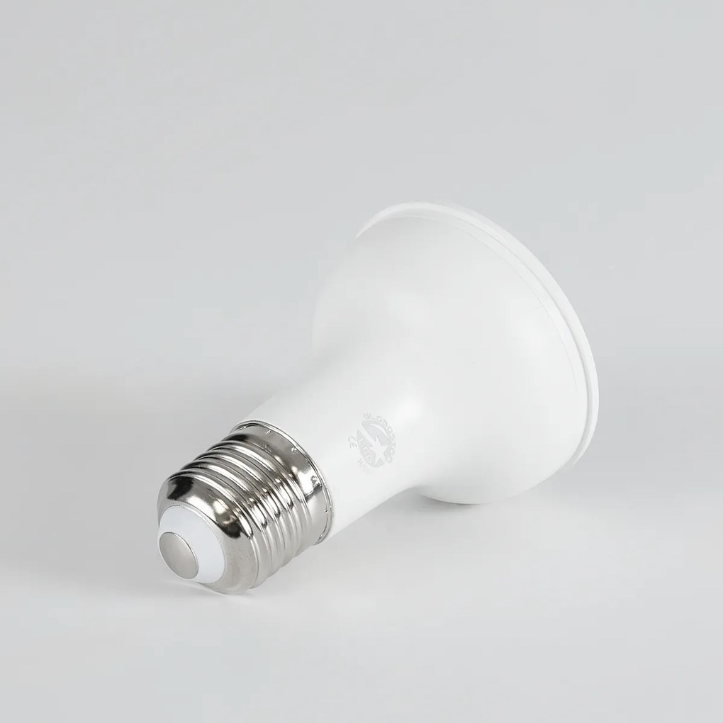 GloboStar® 60081 Λάμπα LED E27 PAR20 8W 800lm 90° AC 220-240V IP20 Φ6.5 x Υ8.5cm Ψυχρό Λευκό 6000K - 3 Χρόνια Εγγύηση