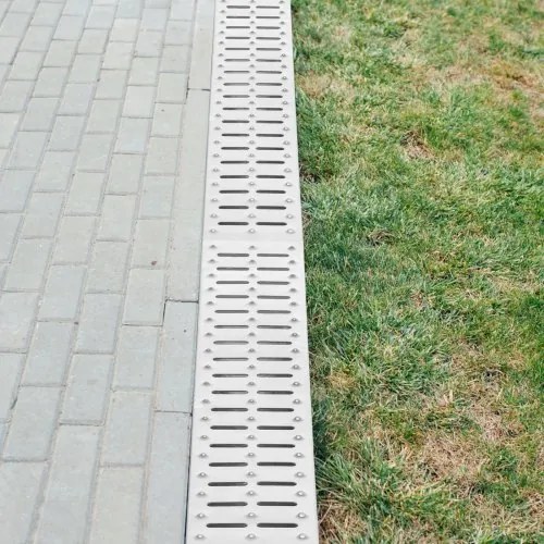 VEVOR Drainage Trench Driveway Channel Drain Kit Metal Grate-5.8