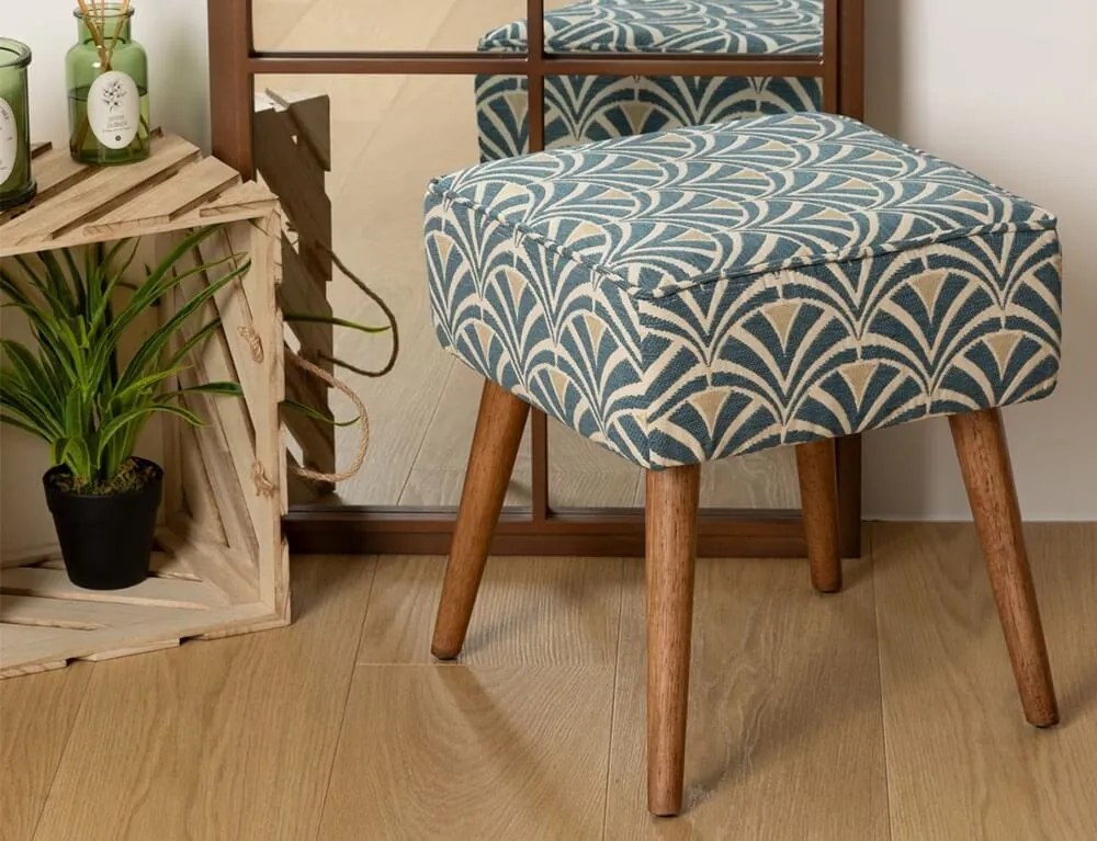 Σκαμπό Chiara Αtmosphera με διαστάσεις 38x38x41cm