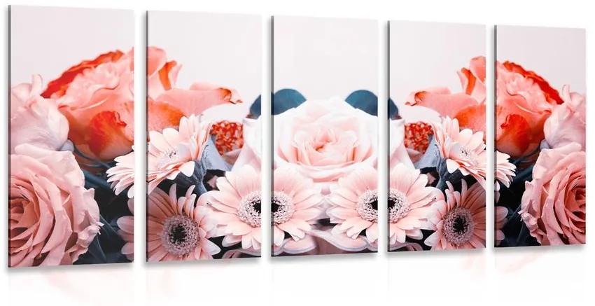 Σύνθεση λουλουδιών 5 μερών με ρομαντική πινελιά - 100x50