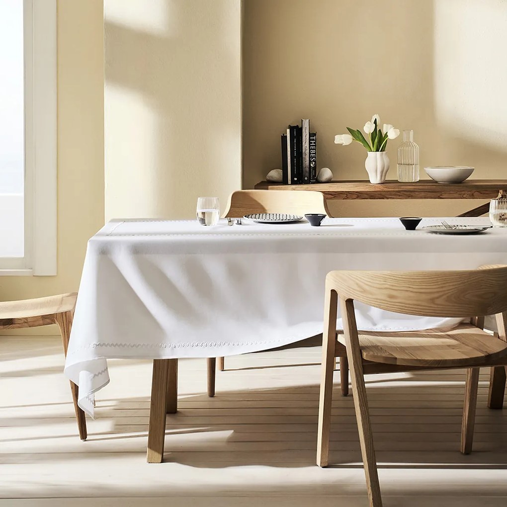 Αλέκιαστο Τραπεζομάντηλο (150x310) Gofis Home Cruella Pure White 582/16
