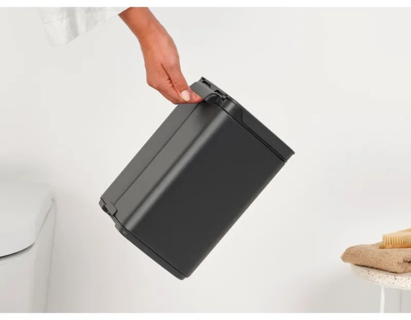 Κάδος Brabantia Bo Small 1008866, 4 L, Ομαλό και αθόρυβο άνοιγμα, Αντιολισθητική βάση, Ορυκτή επίστρωση, Σκούρο γκρι