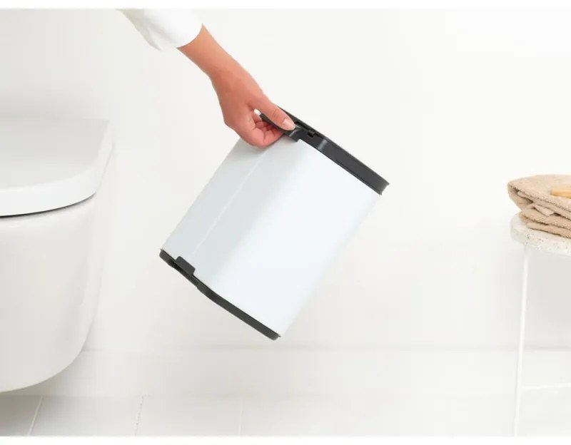 Κάδος Brabantia Bo Small 1006621, 4 L, Ομαλό και αθόρυβο άνοιγμα, Αντιολισθητική βάση, Λευκό