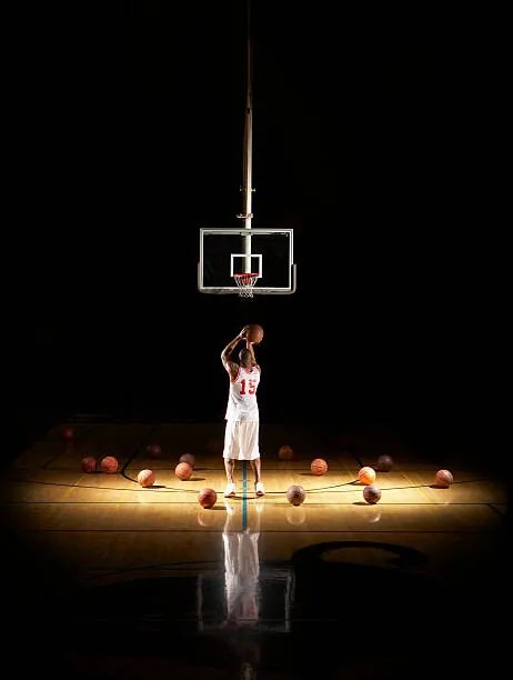 Φωτογραφία Basketball player shooting free throw, D Miralle