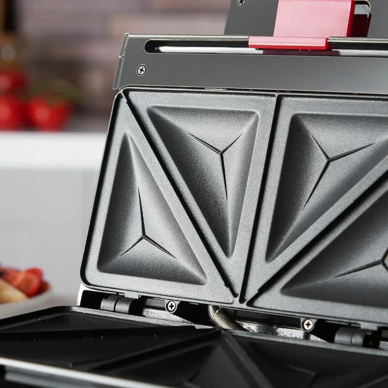 Τοστιέρα σάντουιτς Russell Hobbs Creations 26800-56, 750W, 4 φέτες, Αντικολλητικές πλάκες, Γρήγορη θέρμανση, Ενδείξεις, Μαύρο/inox