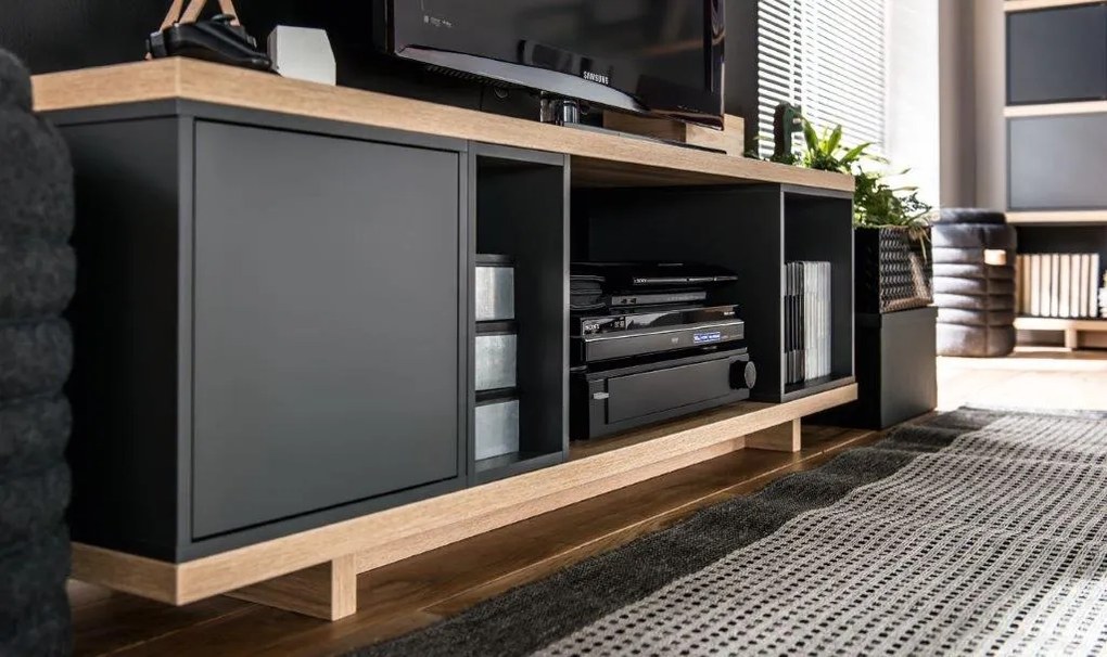 Σύνθεση επίπλου τηλεόρασης Balance