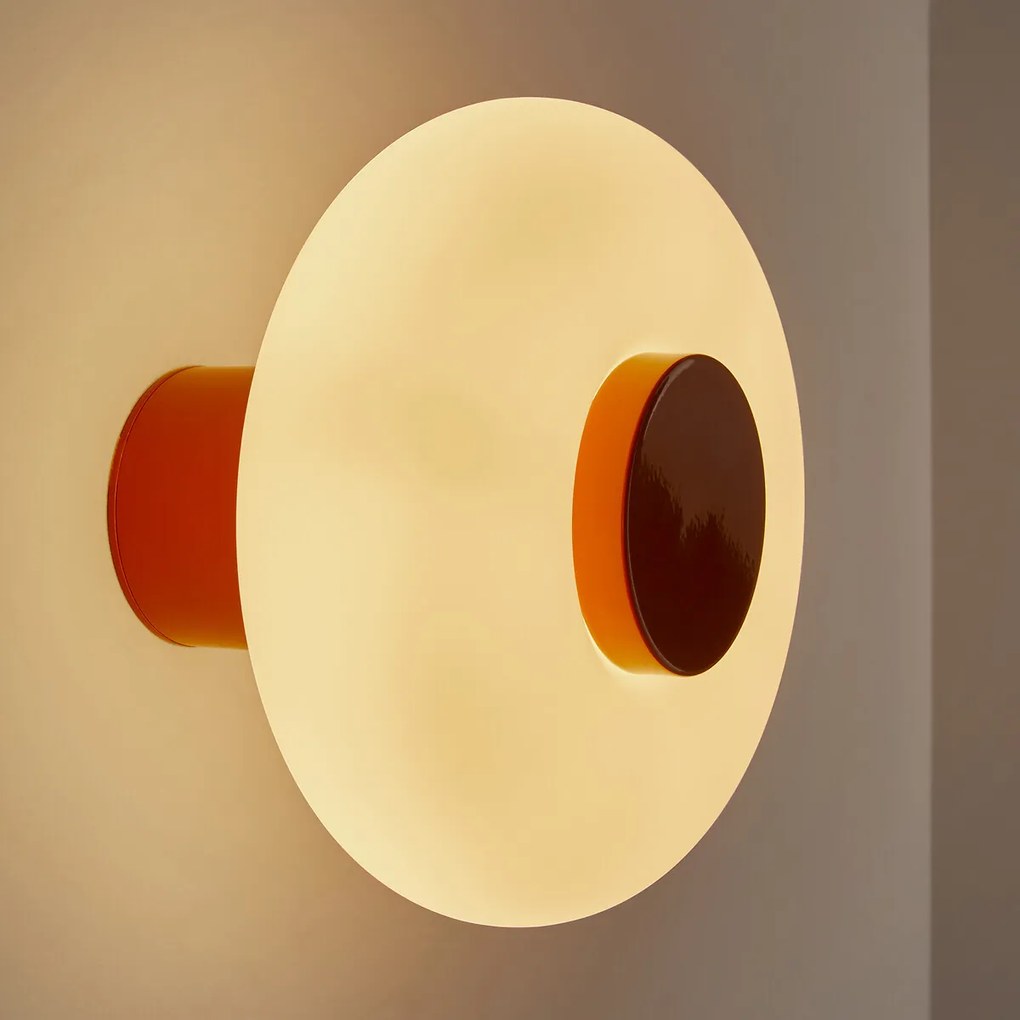 Απλίκα από μέταλλο και οπαλίνα, Omer