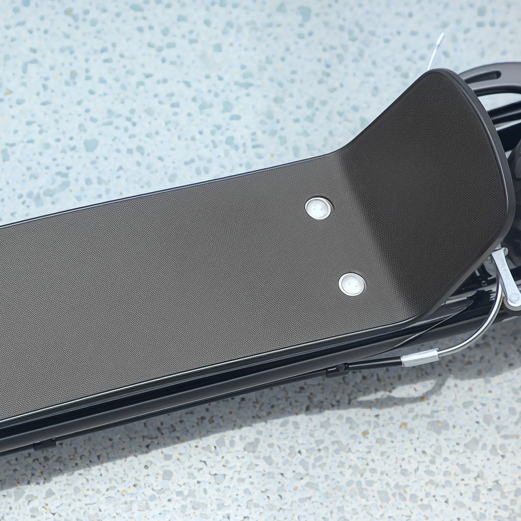 AIYAPLAY Πατίνι για παιδιά με ρυθμιζόμενο τιμόνι, μεγάλους τροχούς, σταντ, χειρόφρενο, για παιδιά ηλικίας 5-12 ετών, λευκό