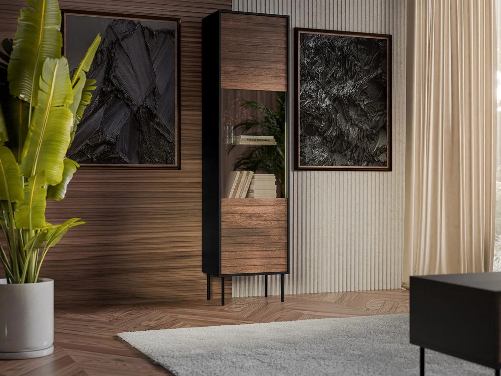 Βιτρίνα Cortina-Karudi-Mauro