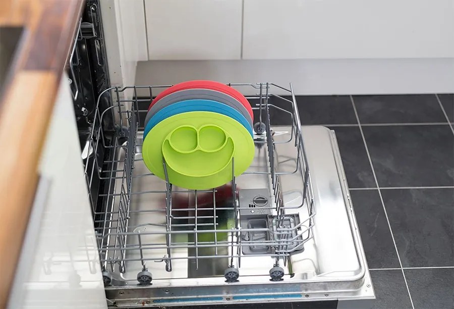 Εκπαιδευτικό πιάτο Ezpz Happy Mini Mat Indigo 12m+