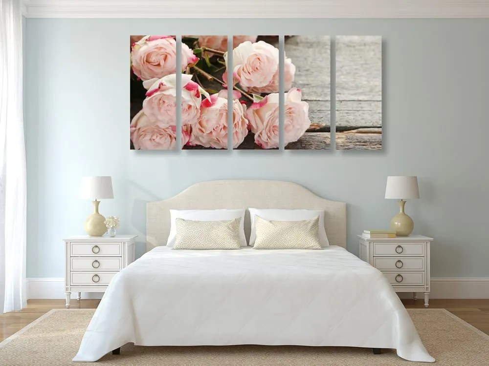 Εικόνα 5 μερών ρομαντικά τριαντάφυλλα