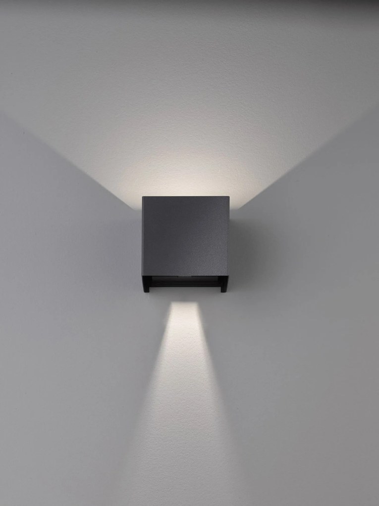 Απλίκα F&H Wall Square- Μαύρο