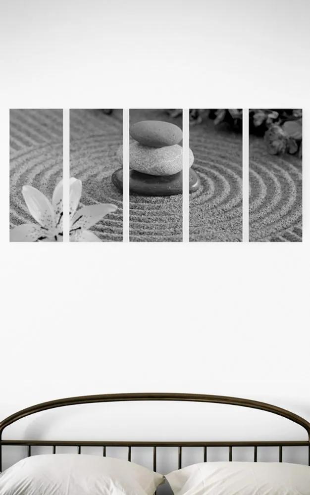 Εικόνα 5 μερών Κήπος Ζεν και πέτρες στην άμμο σε μαύρο & άσπρο