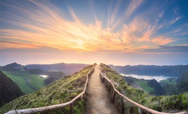 Φωτογραφία Mountain landscape Ponta Delgada island, Azores, boule13