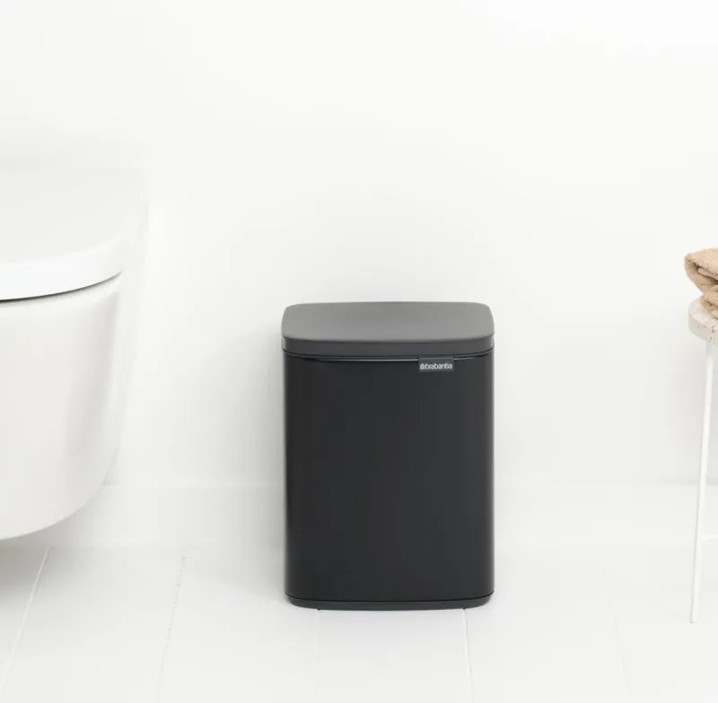 Κάδος Brabantia Bo Small 1006629, 7 L, Ομαλό και αθόρυβο άνοιγμα, Αντιολισθητική βάση, Μαύρο