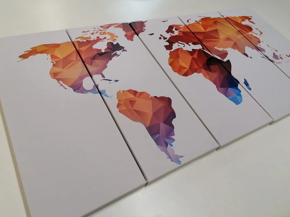 Εικόνα 5 μερών πολυγωνικός χάρτης του κόσμου σε αποχρώσεις του πορτοκαλί