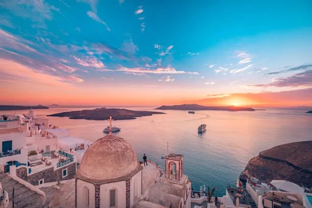 Φωτογραφία Amazing evening view of Fira, caldera,, Levente Bodo