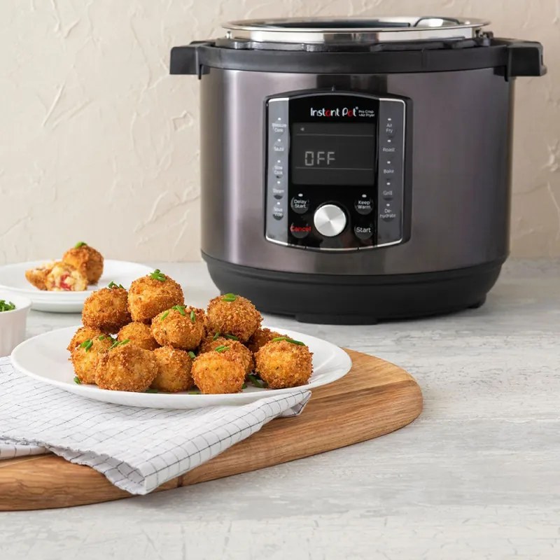 Instant Pot Pro Crisp + Φριτέζα αέρος 140002701, 1500 W, 7,6 L, 11 προγράμματα, καλάθι φριτέζας αέρος, οθόνη LCD, Μαύρο