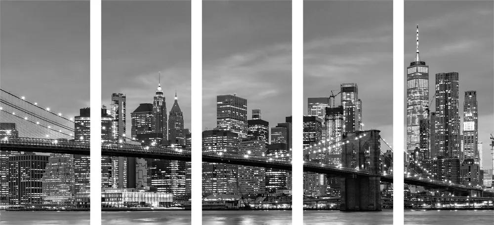 Μαγευτική γέφυρα στο Μπρούκλιν με 5 μέρη εικόνα σε ασπρόμαυρο