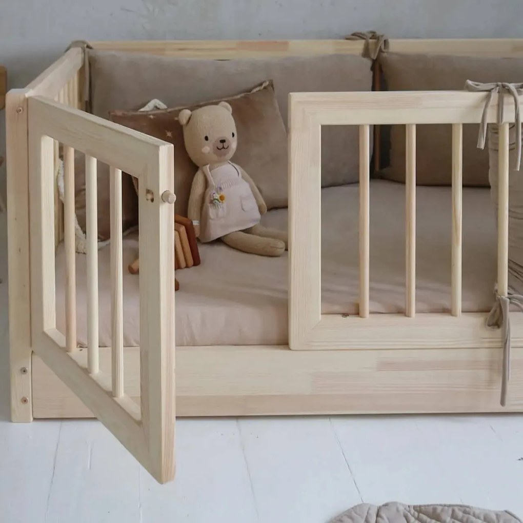 Κρεβάτι Montessori Bambi με Πορτούλα + Κάγκελα  53,5cm σε Φυσικό  Ξύλο  100×200cm  Luletto (Δώρο 10% έκπτωση στο Στρώμα)